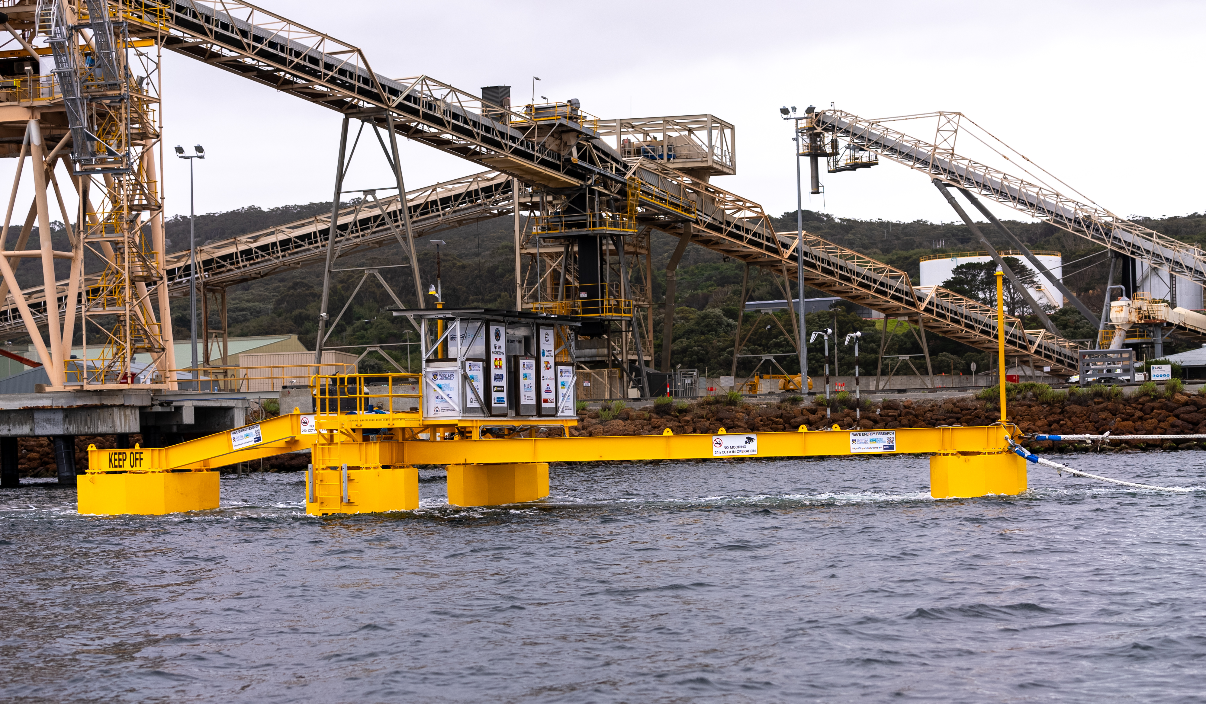 UWA Oceans Institute M4 Wave Energy Device Deployment