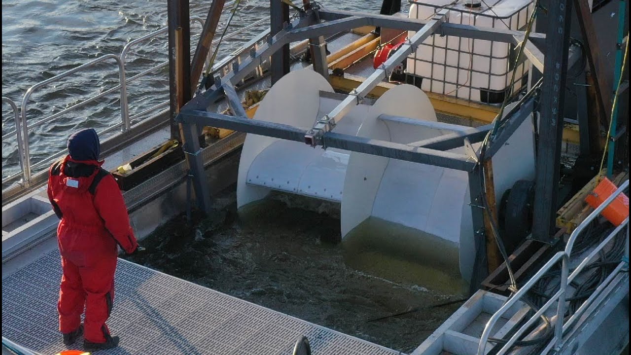 Waterotor Vessel Deployment