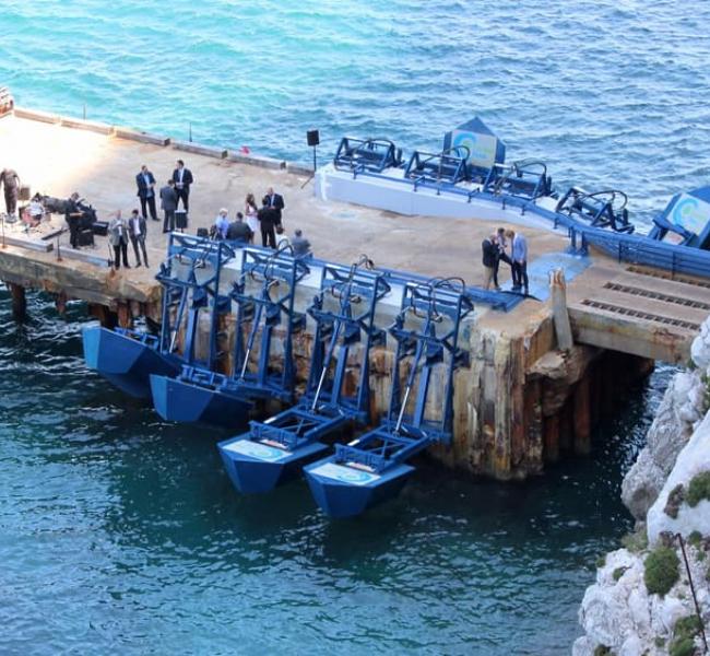 Eco Wave Power Array