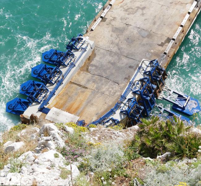 Eco Wave Power Array