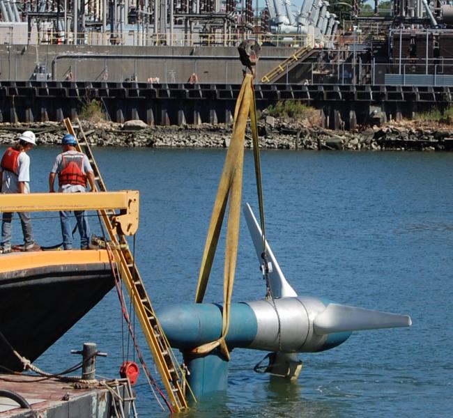 Verdant Power - Lowering Turbines at RITE