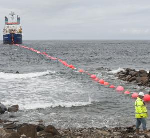 European Marine Energy Centre (EMEC) Cable Laying at EMEC Test Site (Credit Mike Brookes-Roper)